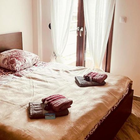 Pachmann Apartments Неа Плагия Екстериор снимка