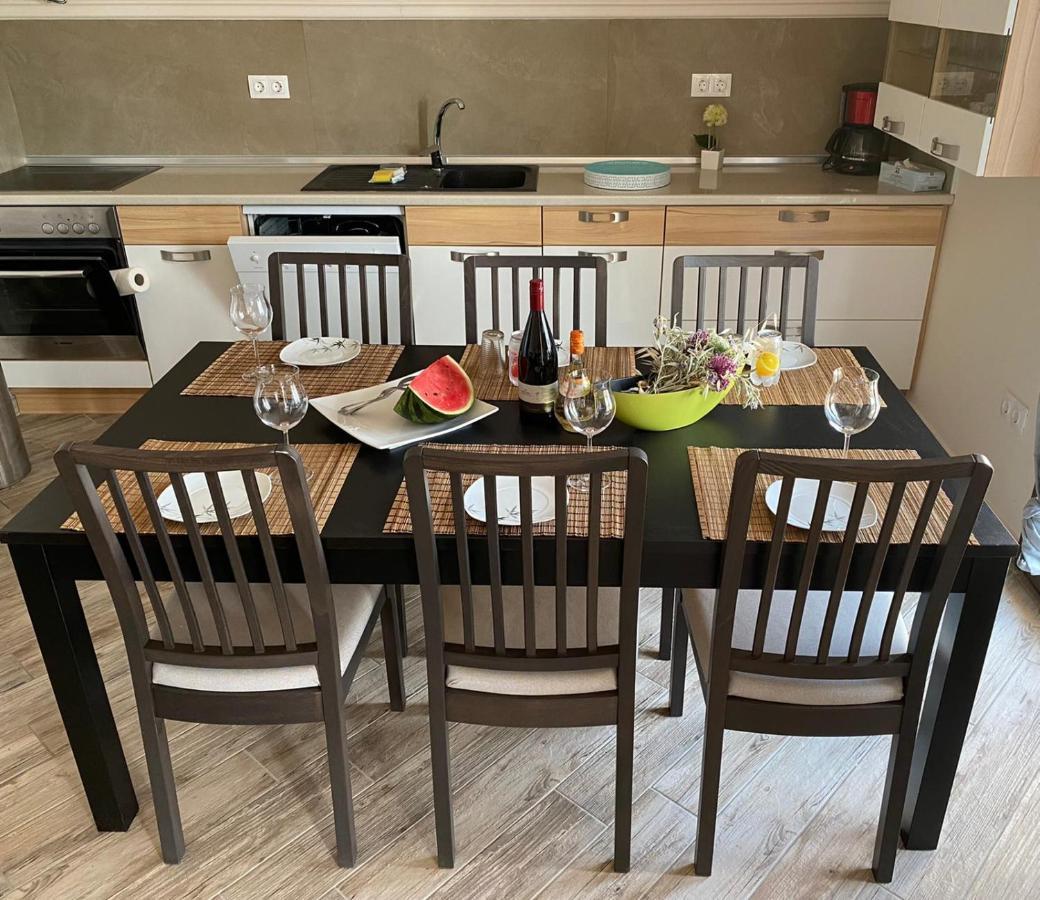 Pachmann Apartments Неа Плагия Екстериор снимка