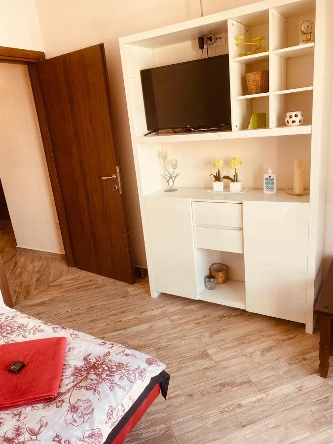 Pachmann Apartments Неа Плагия Екстериор снимка